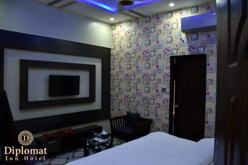 Diplomat Inn カラチ エクステリア 写真